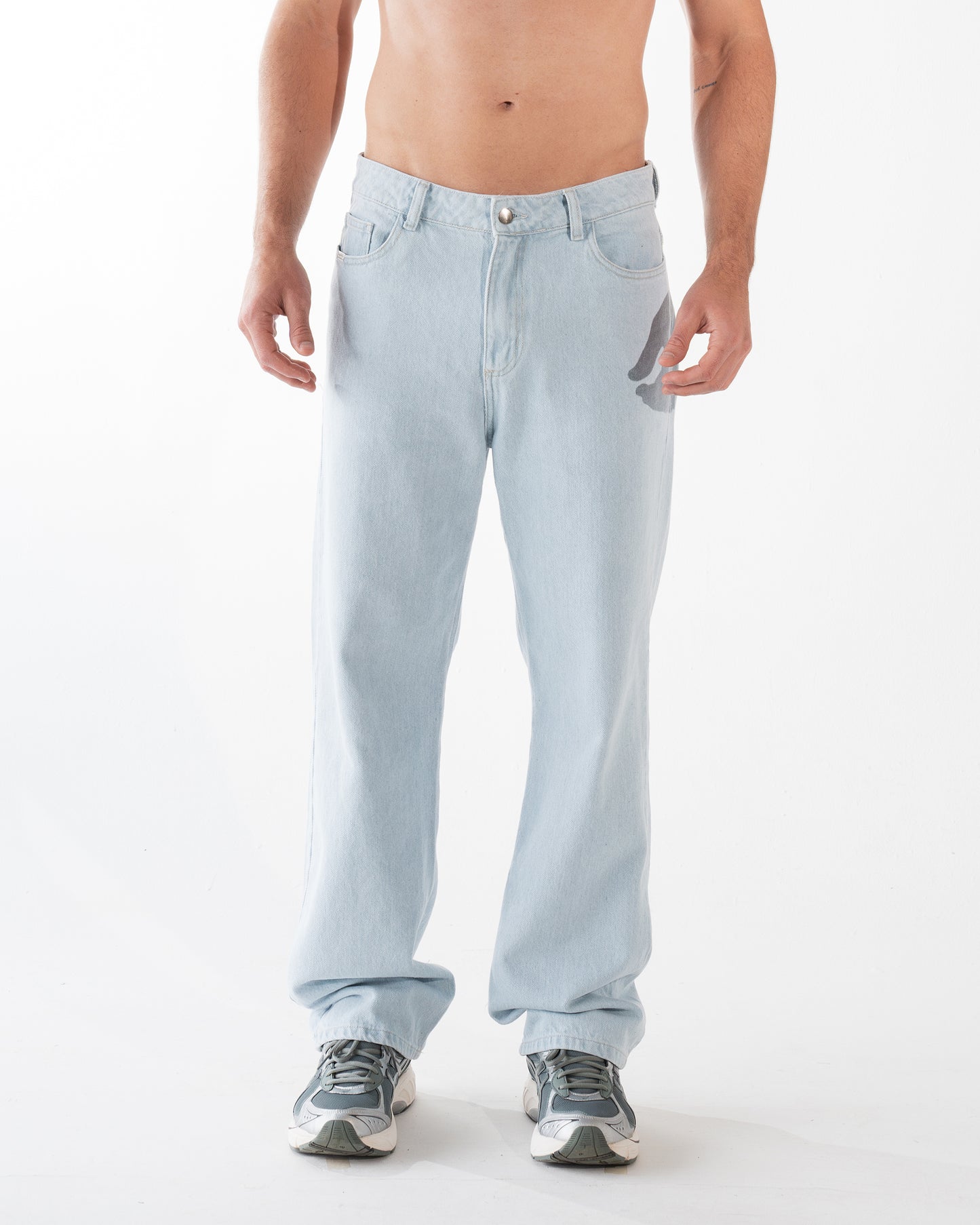 B01 ICED REGULAR JEAN