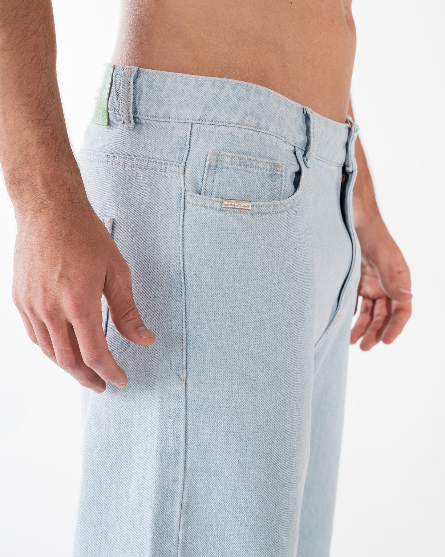B01 ICED REGULAR JEAN