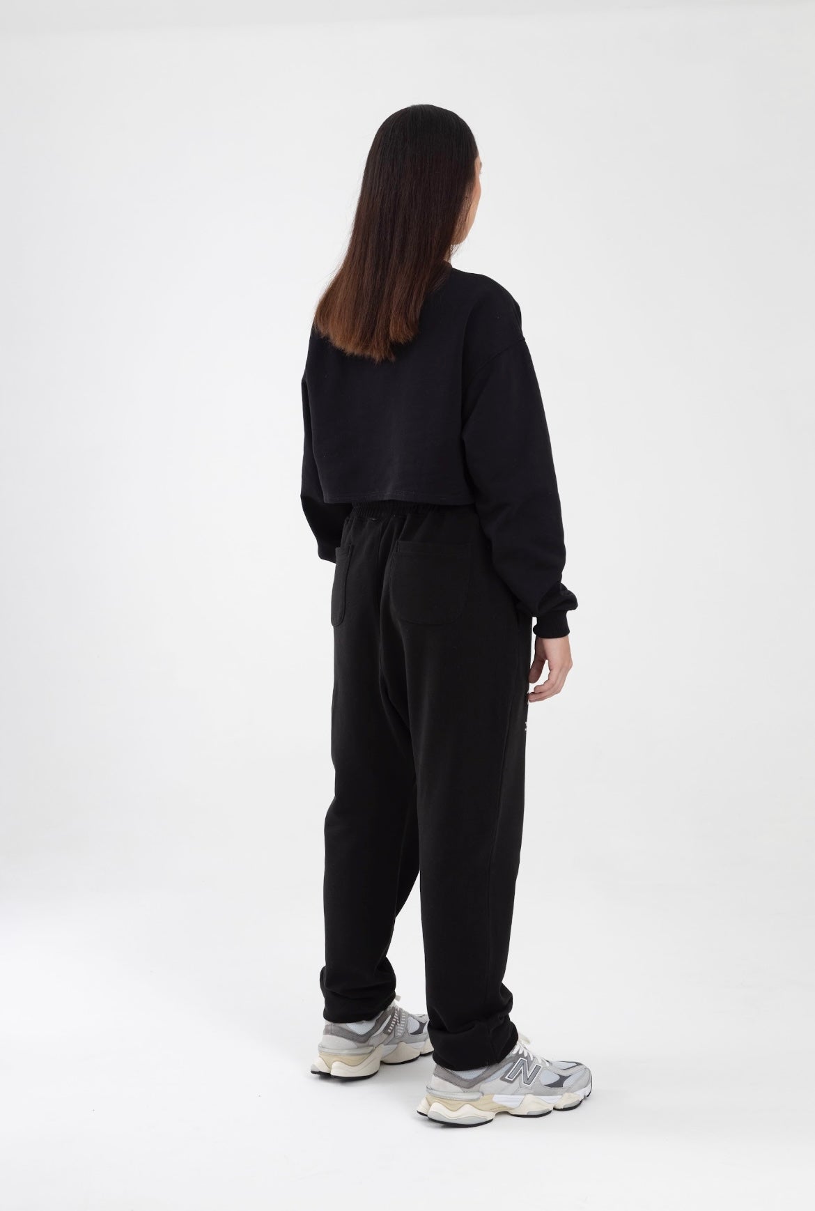 ARTDIST - Blue Mines Black Crewneck Cropped