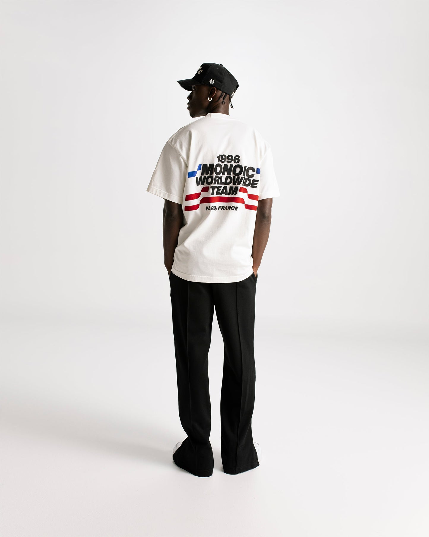 Camiseta Worldwide Team - Blanco Hueso