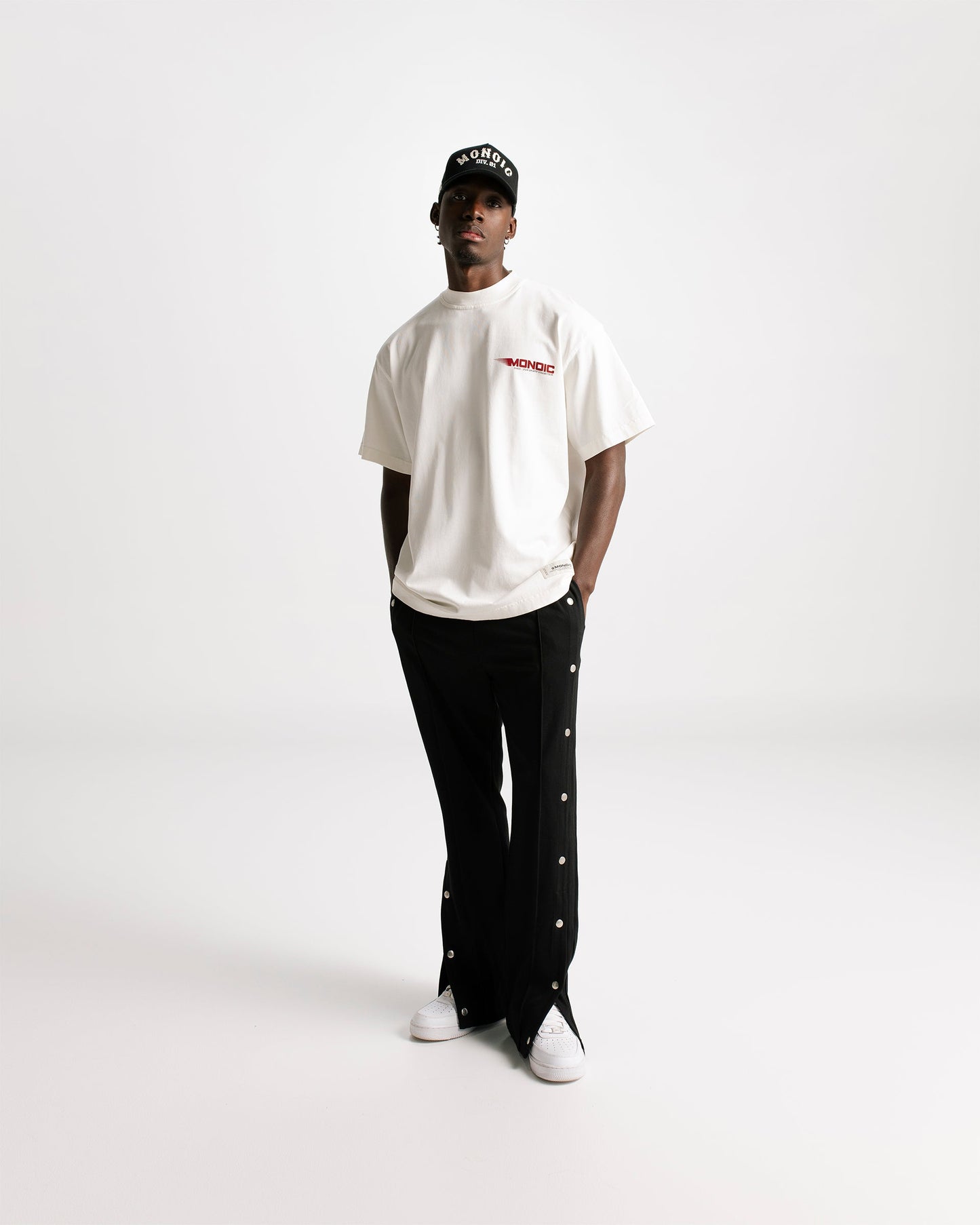 Camiseta Worldwide Team - Blanco Hueso
